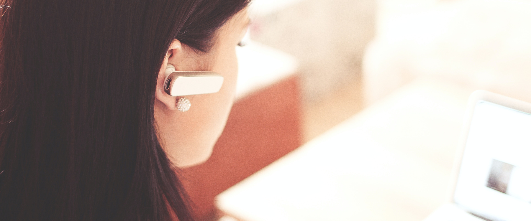 Conectează-te cu clienții tăi prin Unified Communications