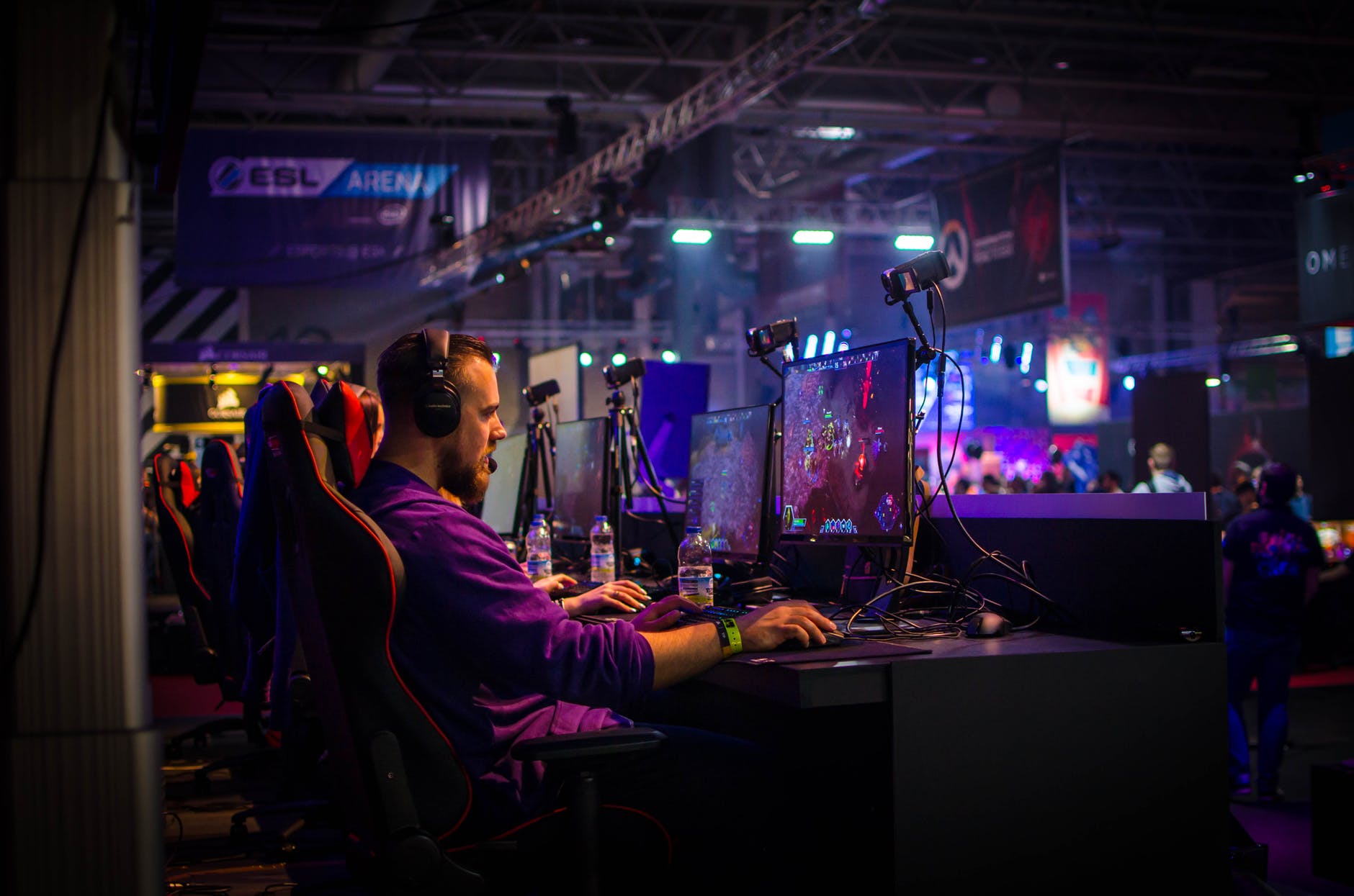 5 Provocari pentru Infrastructura Companiilor de Gaming fara un Server Dedicat